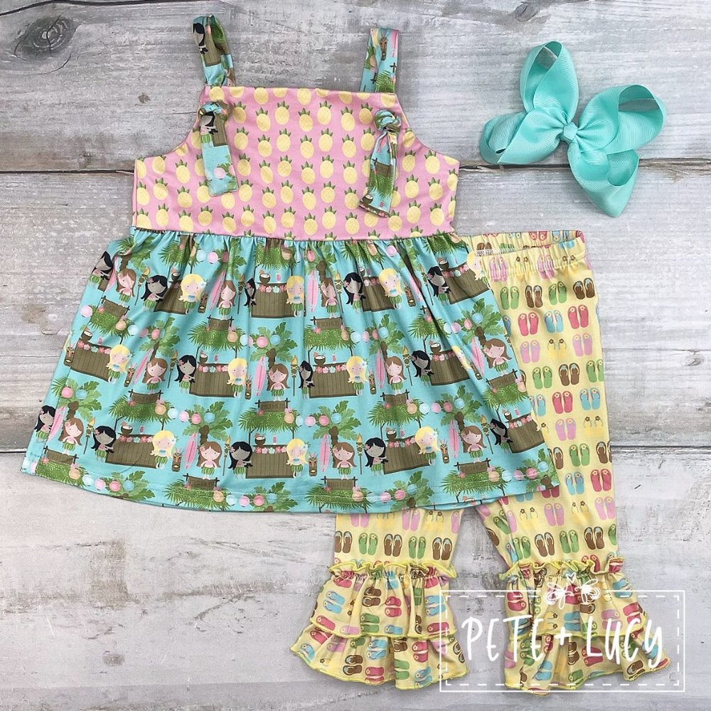 Tiki Hut Capri Set